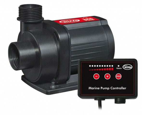 Aqua Nova Marine Pumpe mit Regler, 3200 l/h, 25W, für Süß- und Meerwasser-Aquarien, zeigt die Pumpe mit Regler und Anschluss.