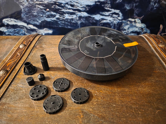 Solar Springbrunnen mit 16cm Höhe, Teichpumpe, Wasserspiel für Gartenteich, solarbetrieben, ohne Marke, Wasserstrahl im Garten