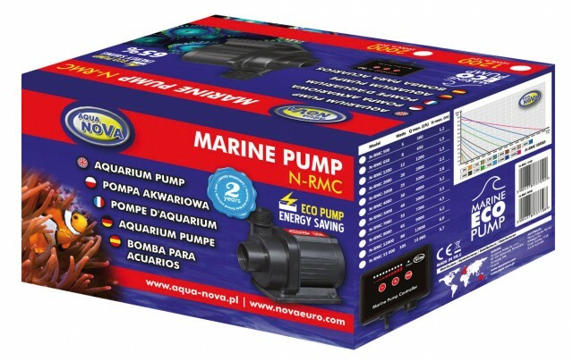 Aqua Nova Meerwasser Pumpe mit Regler, 9000l/h, 65W, für Süß- und Meerwasseraquarien, zeigt die Pumpe in Betrieb