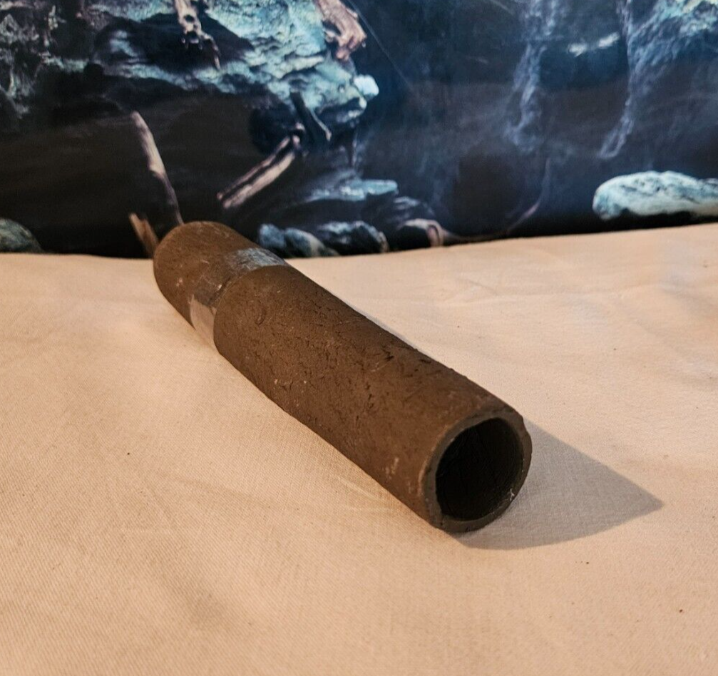 Braune Tonröhre als Aquarienhöhle für Hexenwelse, 16 cm, dekorative Laichhöhle für Welse in einem Aquarium